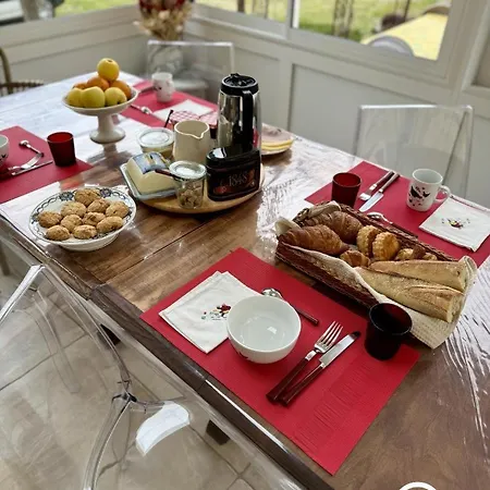 Bed & Breakfast La Cazabanelle Villegly